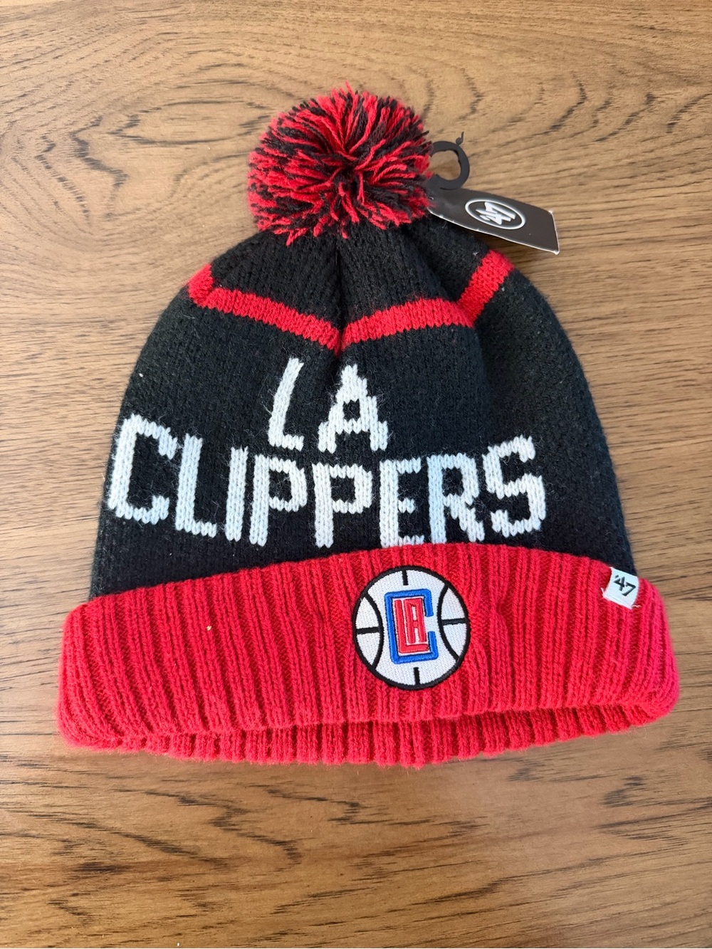 47 LA Clippers Kids Pom Beanie in Black & Red